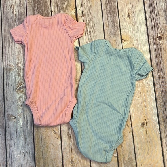 Baby Girls Newborn Ribbed Onesies- Dusty Rose and Dusty Green - Picture 6 of 6